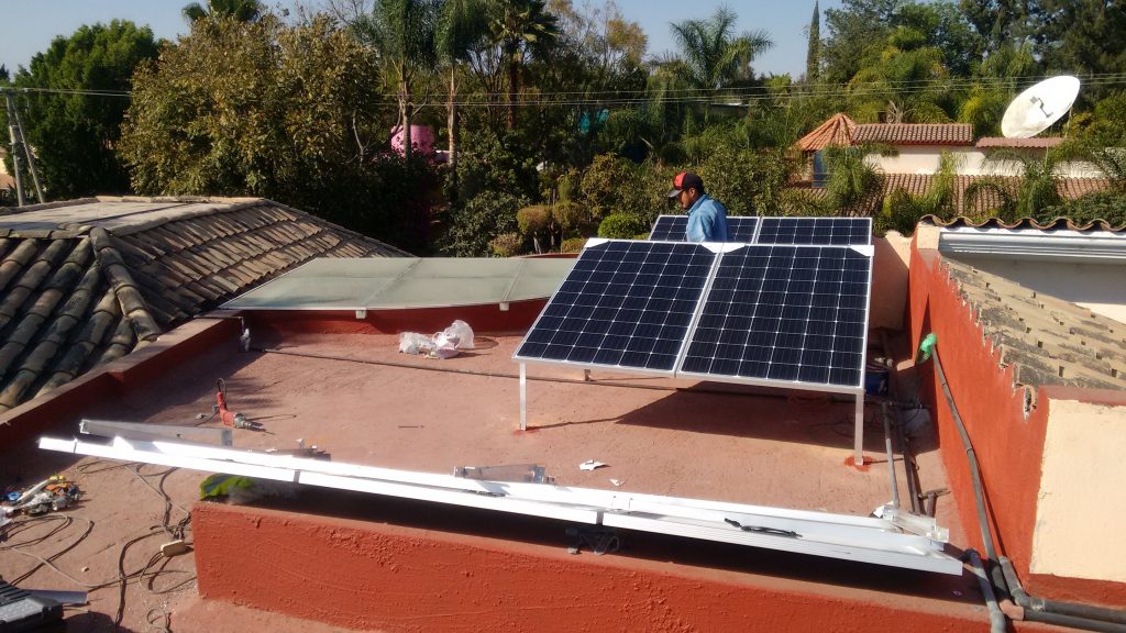 Paneles solares en Puebla