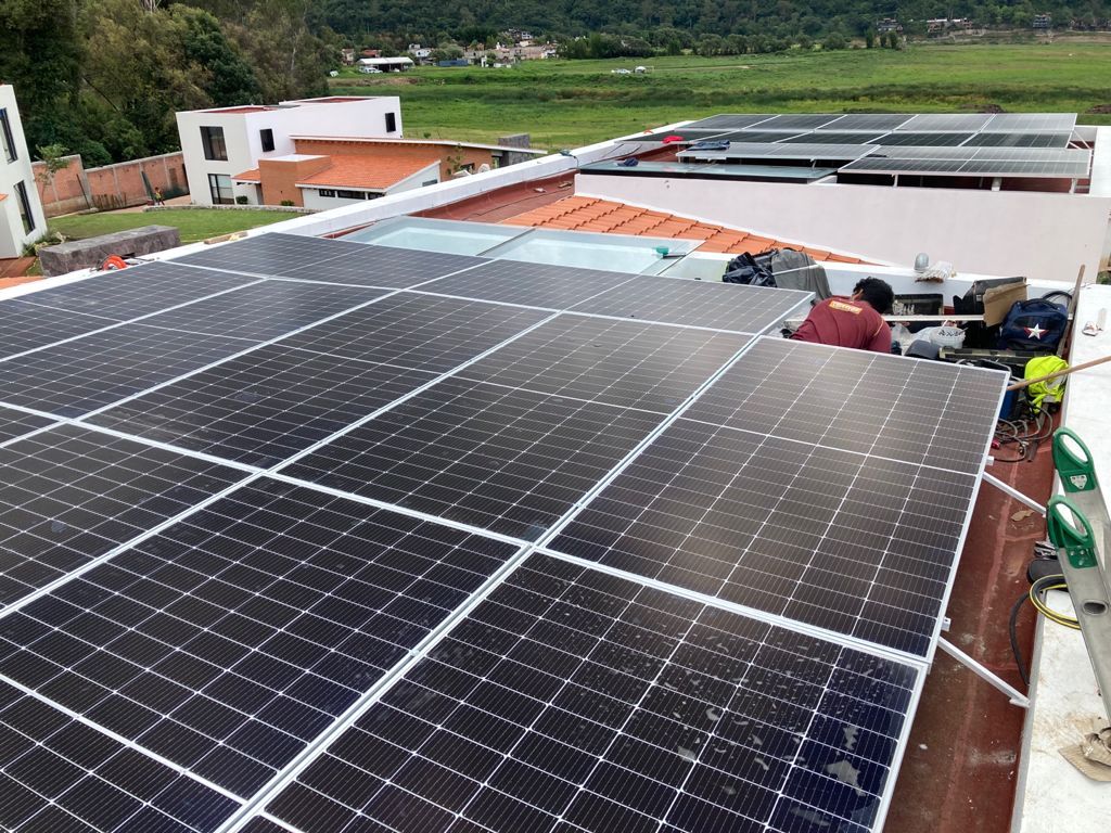 Paneles Solares en Valle de Bravo