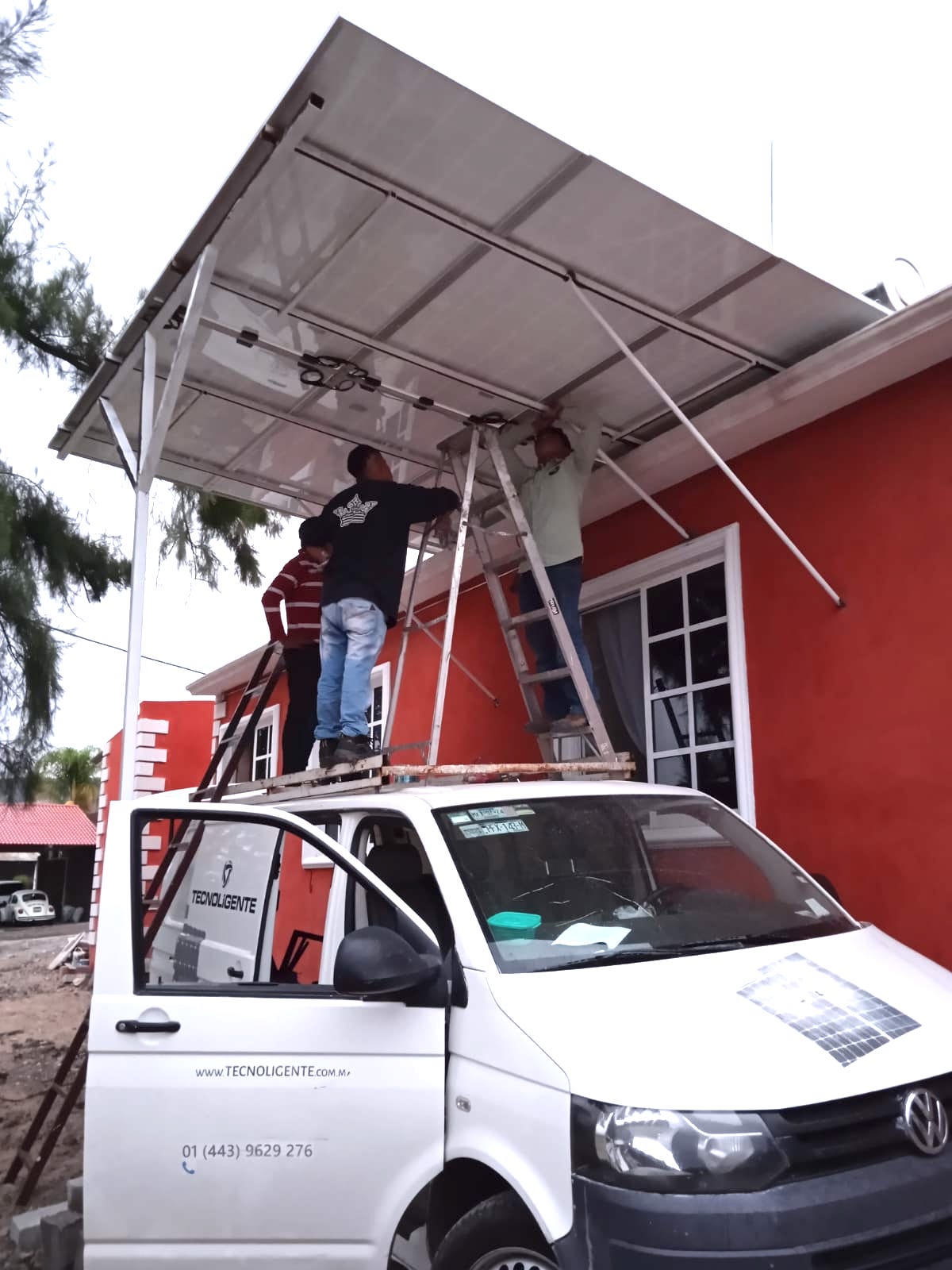 Paneles Solares para granjas